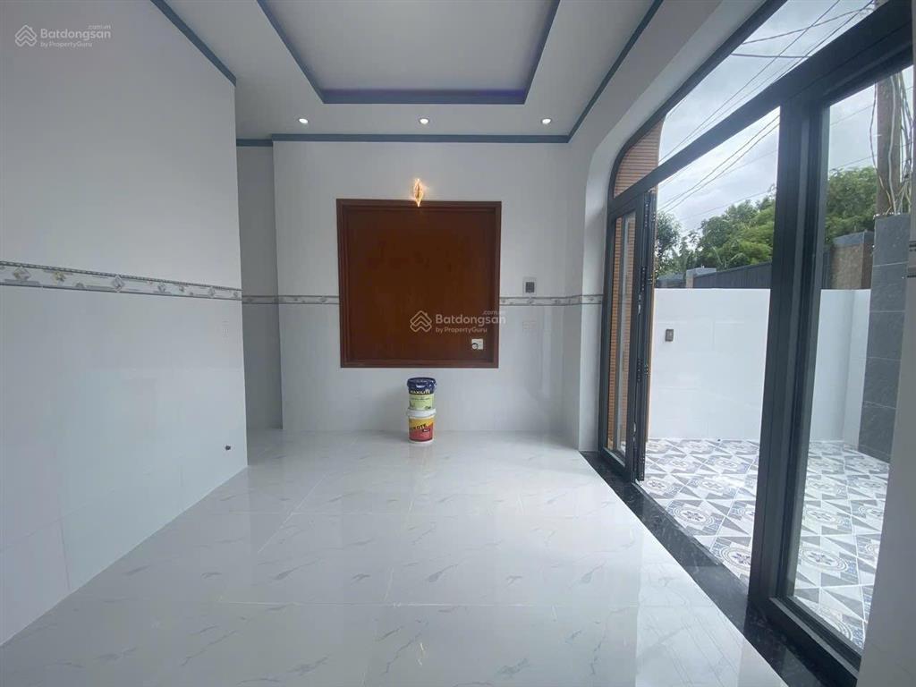 Cần bán nhà trung tâm long điền