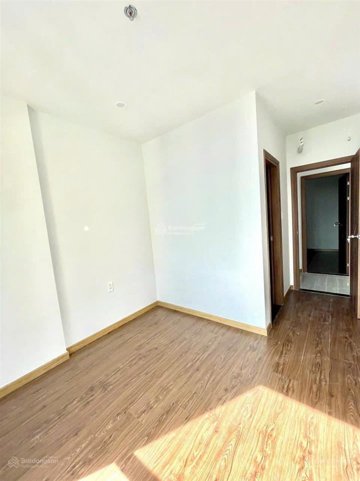 Bán gấp bcons green topaz  rẻ nhất khu bcons city  52m2  2pn 2wc giá 2.4 tỷ full thuế phí