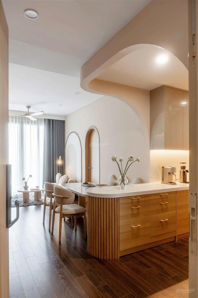 Chủ bán gấp 2pn  2wc  bcons bee  full nội thất