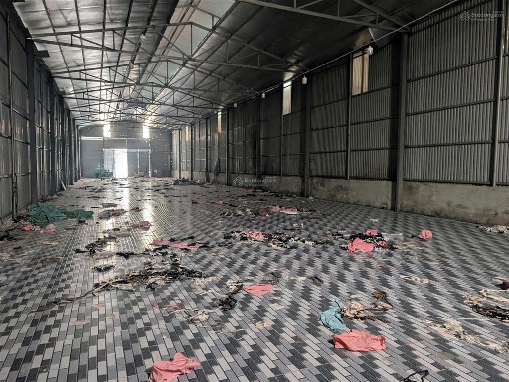 610m2 và 1100 m2 chính chủ cho thuê kho phúc thọ miễn trung gian