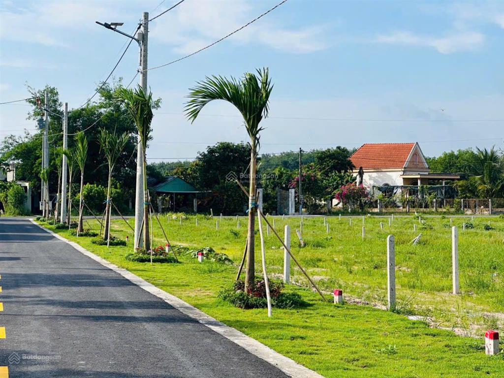 Cần tiền bán gấp lô đất đẹp tại minh thạnh  tp. hồ chí minh