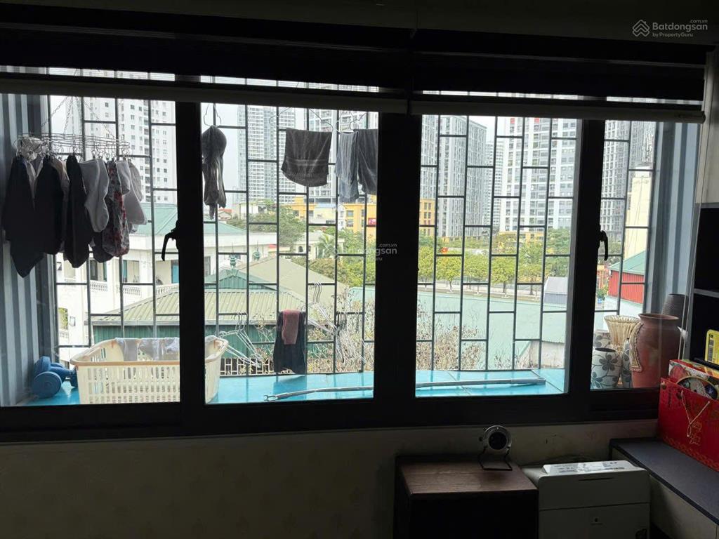 Chính chủ cần bán gấp tập thể tầng 5 ngõ 319 tam trinh