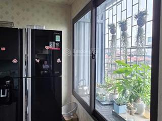Chính chủ cần bán gấp tập thể tầng 5 ngõ 319 tam trinh