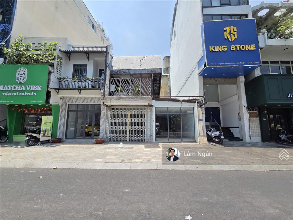 [8mx20m] nhà mặt tiền số 204206 trần hưng đạo, quận 1  ngay ngã tư cống quỳnh & hồ hảo hớn !!
