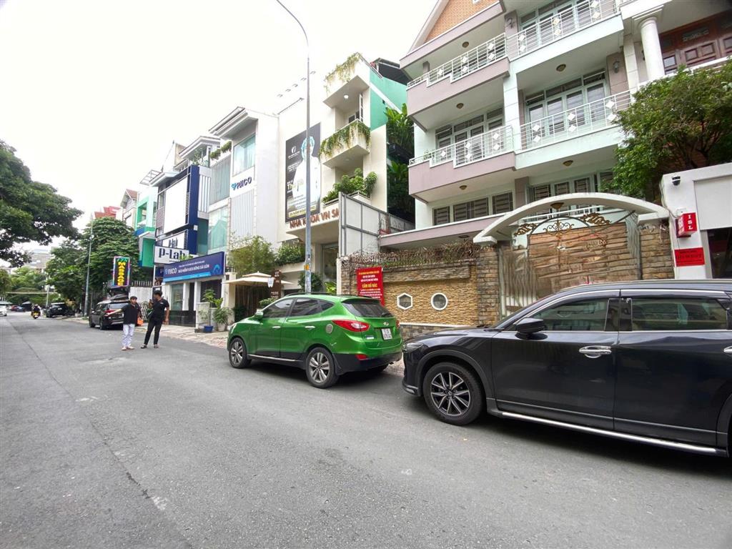 [8mx16m] biệt thự mặt tiền số 170 hoa lan, phường cầu kiệu, quận phú nhuận cũ  ngay ngã tư hoa sứ!