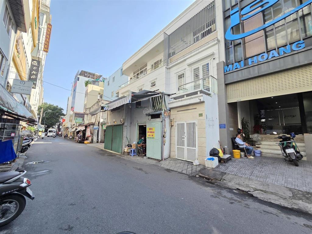 (6mx25m) tòa nhà số 666/35 đường 3 tháng 2, p.diên hồng, quận 10  gần ngã tư 3/2 & nguyễn kim!!
