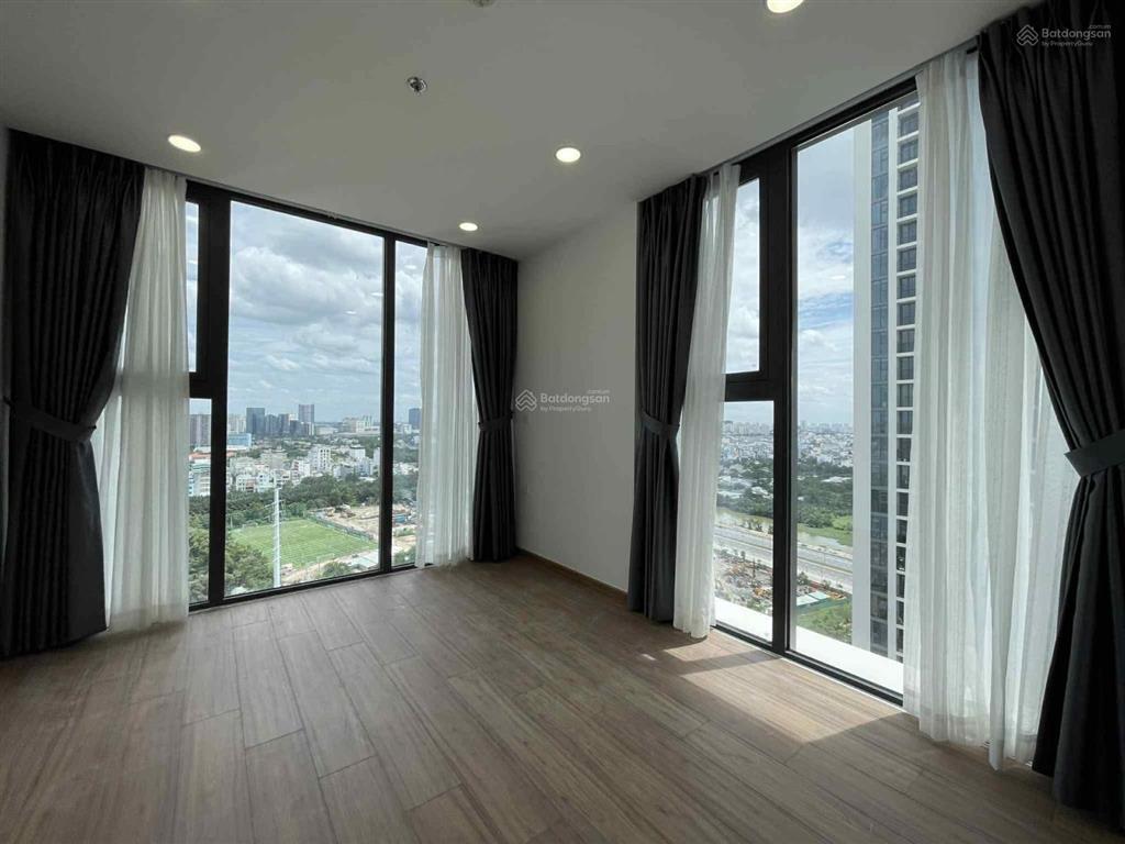 Eco green quận 7  2pn2wc căn góc 15,5 triệu