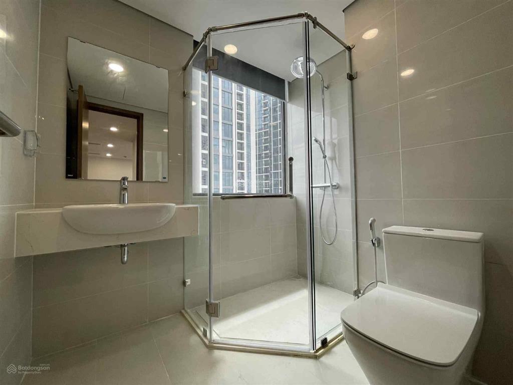 Eco green quận 7  2pn2wc căn góc 15,5 triệu