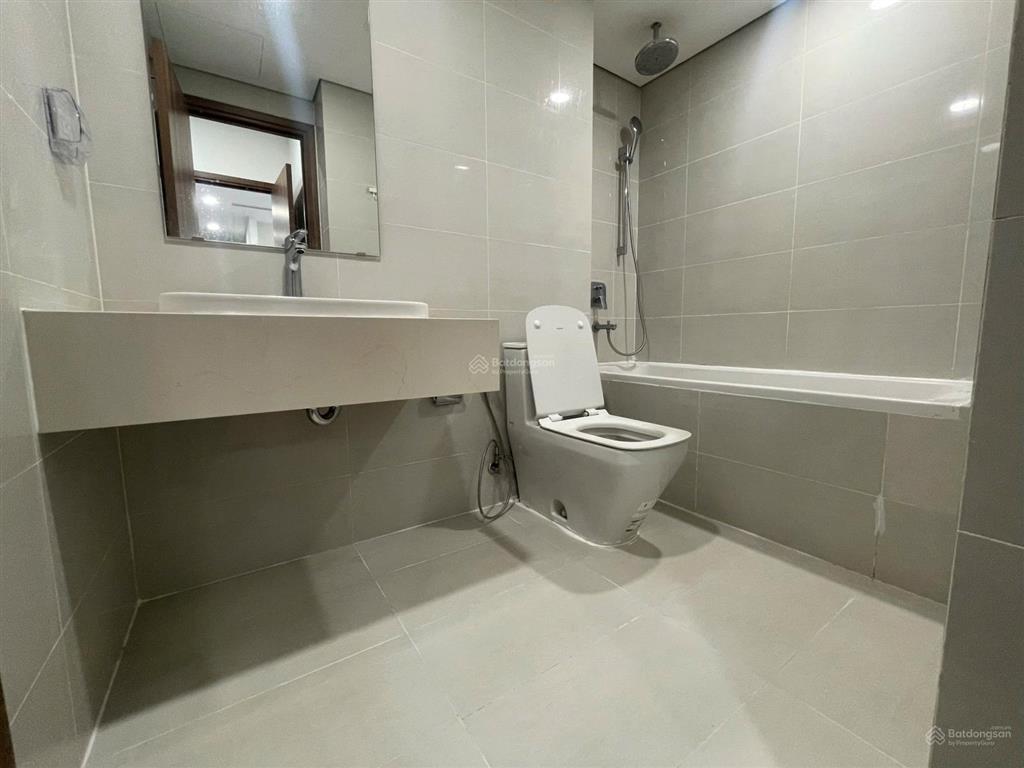 Bán căn hộ eco green quận 7  3pn 2wc ntcb đã có sổ giá siêu tốt 7,5 tỷ