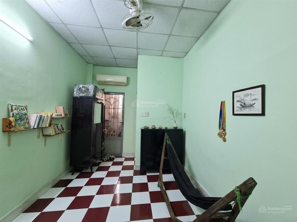 Ngộp bank cần bán gấp 162m full thổ ngang 6m chỉ 8.1 tỷ, q9