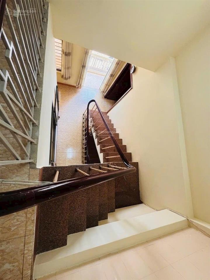 Chỉ 7.2tỷ  130m2  nhà 4 tầng btct  nguyễn duy trinh, q2