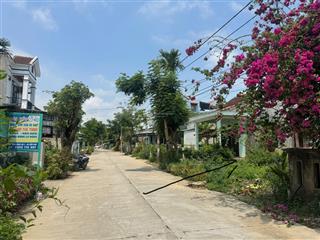 Chính chủ bán 2 lô đất liền kề gần phố cổ hội an  đường 8m  giá đầu tư