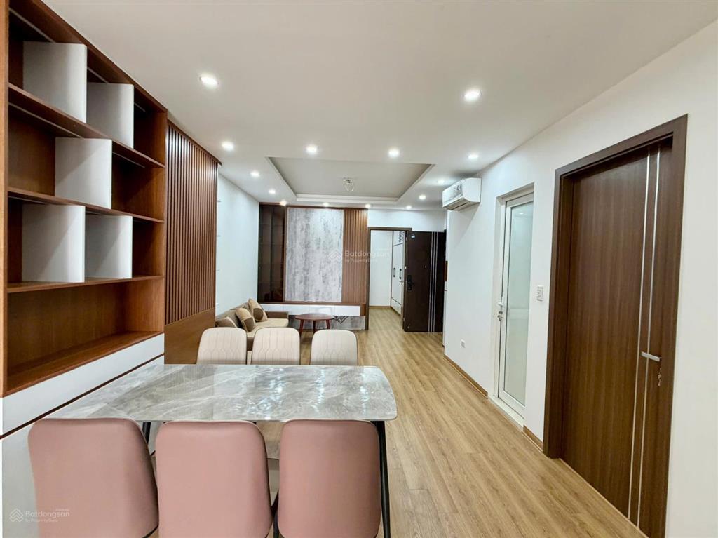 Bán 3 ngủ sẵn sổ đỏ tầng đẹp tại tòa startup tower ngõ 91 đại mỗ giá 6 tỷ bao phí.  0931 386 ***