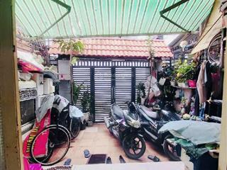 Bán nhà 2 lầu giá rẻ , 82m, gần phạm văn đồng, thủ đức , 5.6tỷ (còn tl)