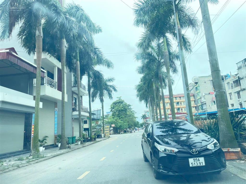 90m2. 2 mt rộng 5m, ô tô thông, tránh vòng quanh. khu phân lô khai sơn. xây ccmn dòng tiền khủng.