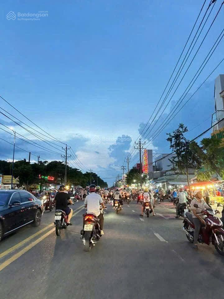 Bán nhà riêng tại đường h5, phường thới hòa, bến cát, bình dương, 9,2 tỷ, 300m2