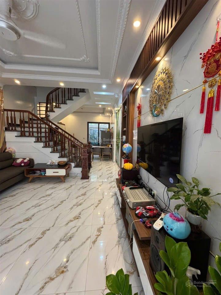 Bán nhanh căn nhà 3 tầng siêu đẹp tại xóm 1 vĩnh khê, an đồng giá chủ 2,x tỷ