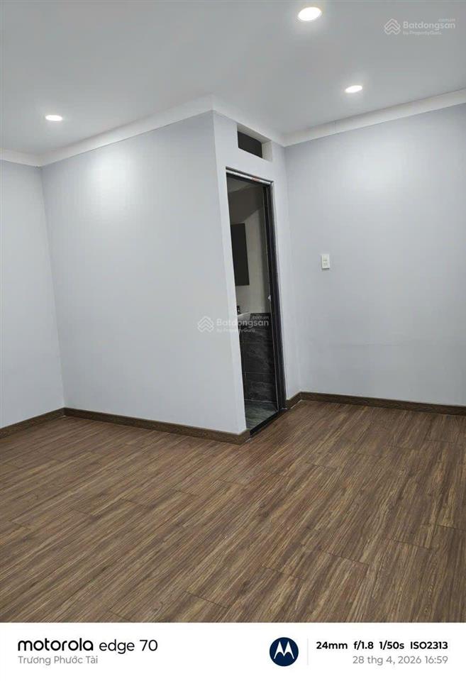 Nhà vi bằng 1 trệt 1 lầu giá chỉ 1,65 tỷ hóc môn