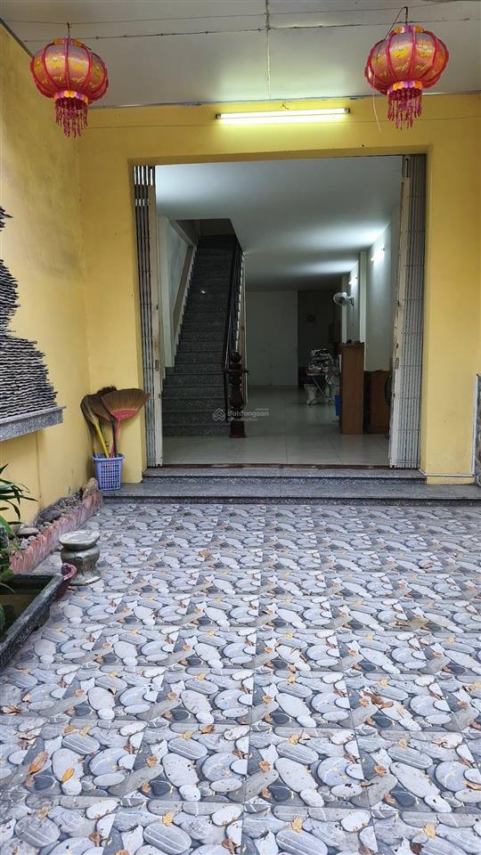 Kẹt tiền bán gấp nhà mt tl41, giá 6,5 tỷ, 74,5m2, 4pn, 2wc, 1 trệt 2 lầu