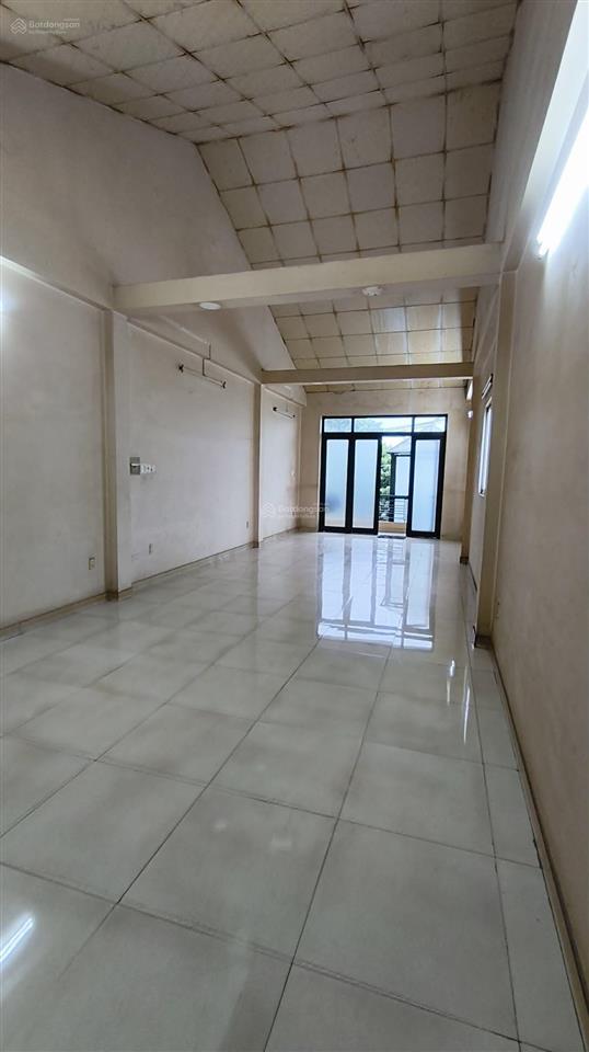 Kẹt tiền bán gấp nhà mt tl41, giá 6,5 tỷ, 74,5m2, 4pn, 2wc, 1 trệt 2 lầu