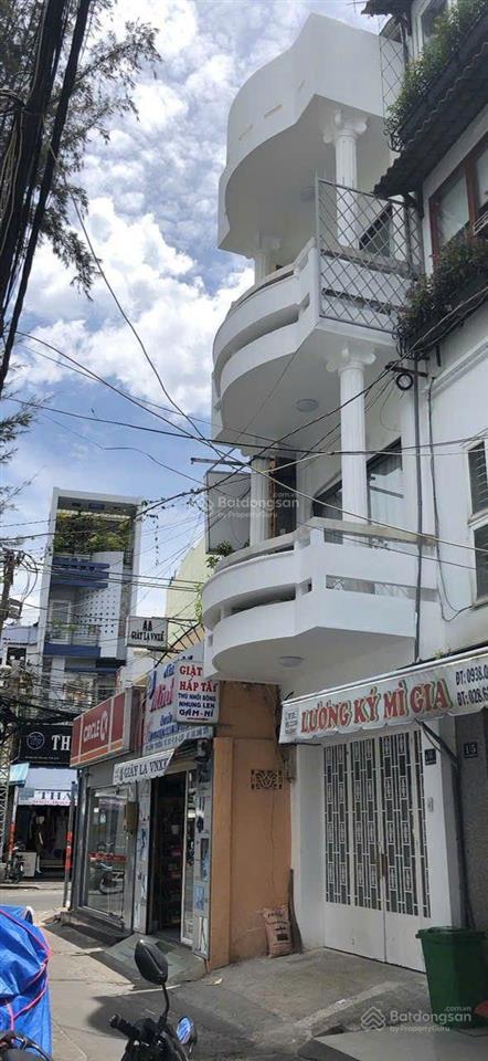Bán nhà căn hộ dịch vụ vị trí đẹp trung tâm bình thạnh