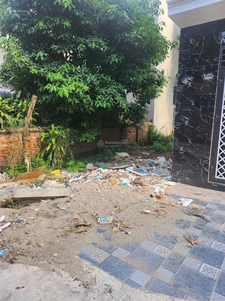 Chính chủ gửi bán lô đất 68,6m²  ngõ ô tô vào tận đất