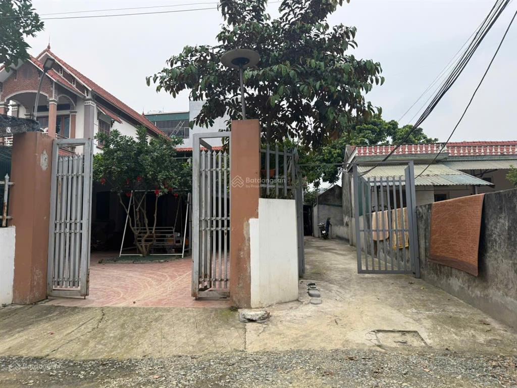 Chính chủ cần bán căn nhà diện tích 51m², xây 3 tầng, ô tô đỗ cách nhà chỉ