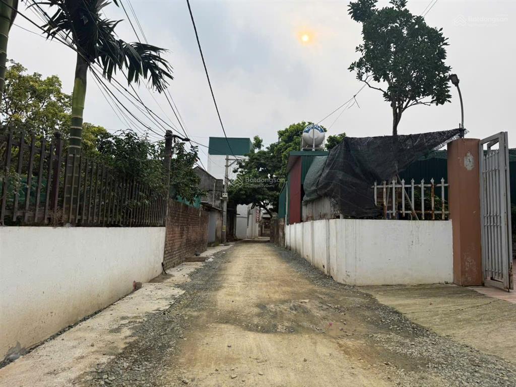 Chính chủ cần bán căn nhà diện tích 51m², xây 3 tầng, ô tô đỗ cách nhà chỉ