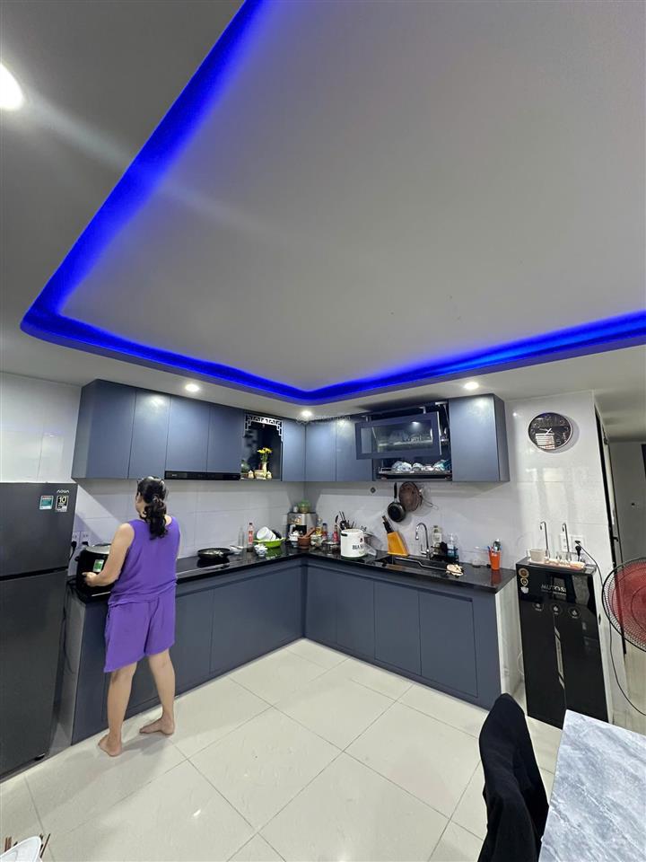 Bán nhà 2 mặt kiệt đà sơnô tô 7 chỗ vào đcsổ hồng sẵnnhà mới ở được 1,5 năm,nội thất full caocấp