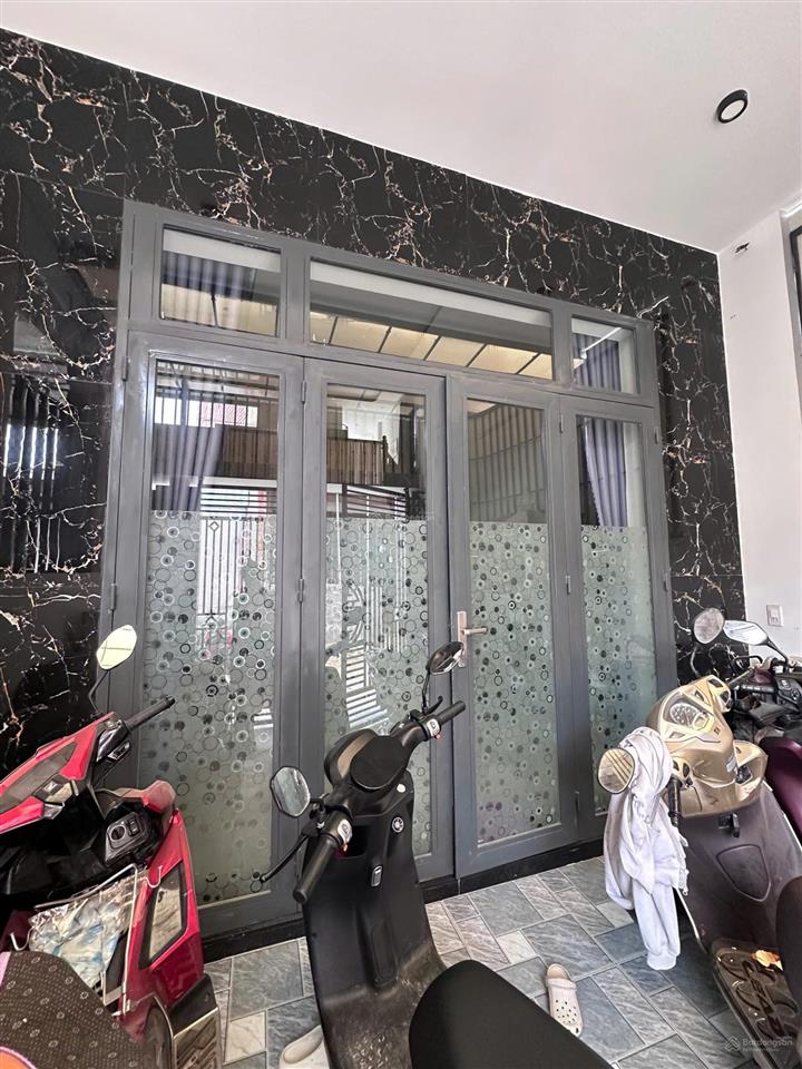 Bán nhà 2 mặt kiệt đà sơnô tô 7 chỗ vào đcsổ hồng sẵnnhà mới ở được 1,5 năm,nội thất full caocấp