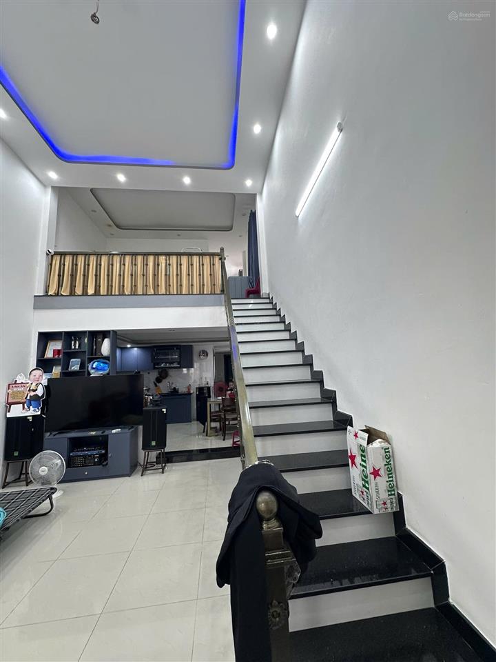 Bán nhà 2 mặt kiệt đà sơnô tô 7 chỗ vào đcsổ hồng sẵnnhà mới ở được 1,5 năm,nội thất full caocấp