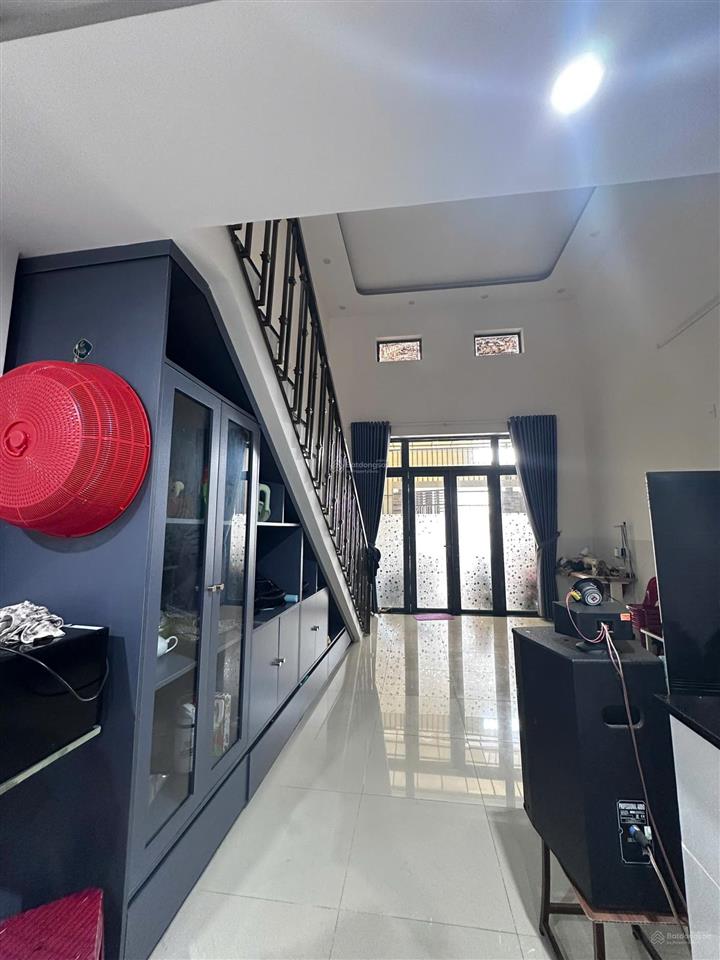 Bán nhà 2 mặt kiệt đà sơnô tô 7 chỗ vào đcsổ hồng sẵnnhà mới ở được 1,5 năm,nội thất full caocấp