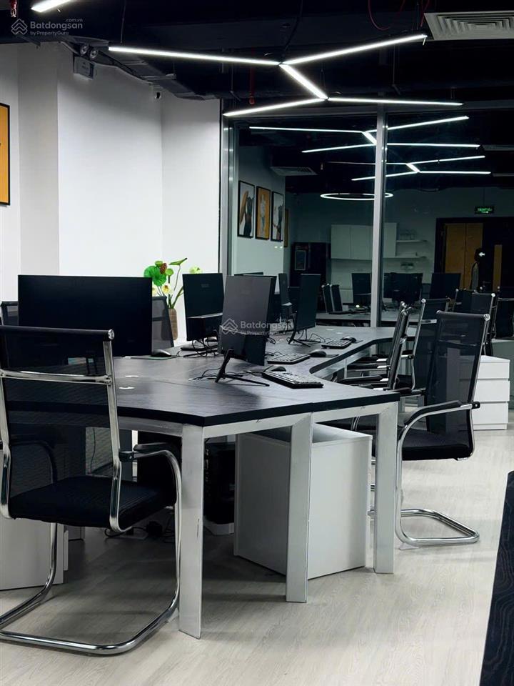 Cho thuê mặt bằng văn phòng hạng a tại vinaconex diamond tower, phố bạch mai
