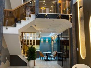 Nhà mới 100% full nội thất 5 tầng chỉ 6.5 tỷ