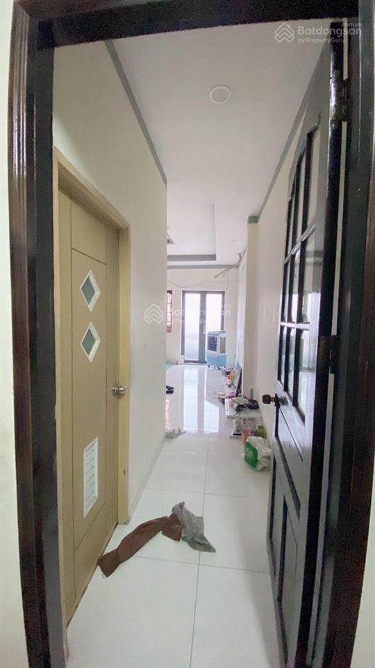 Bán nhà 3 tầng mặt tiền đường quốc lộ 22, p.trung mỹ tây q.12  60m2  4pn  giá chỉ 6.8tỷ tl