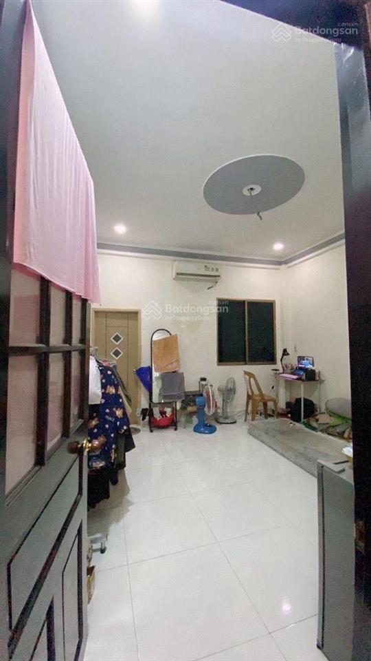 Bán nhà 3 tầng mặt tiền đường quốc lộ 22, p.trung mỹ tây q.12  60m2  4pn  giá chỉ 6.8tỷ tl