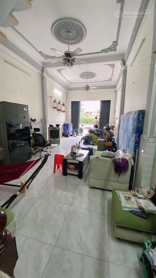 Bán nhà 3 tầng mặt tiền đường quốc lộ 22, p.trung mỹ tây q.12  60m2  4pn  giá chỉ 6.8tỷ tl