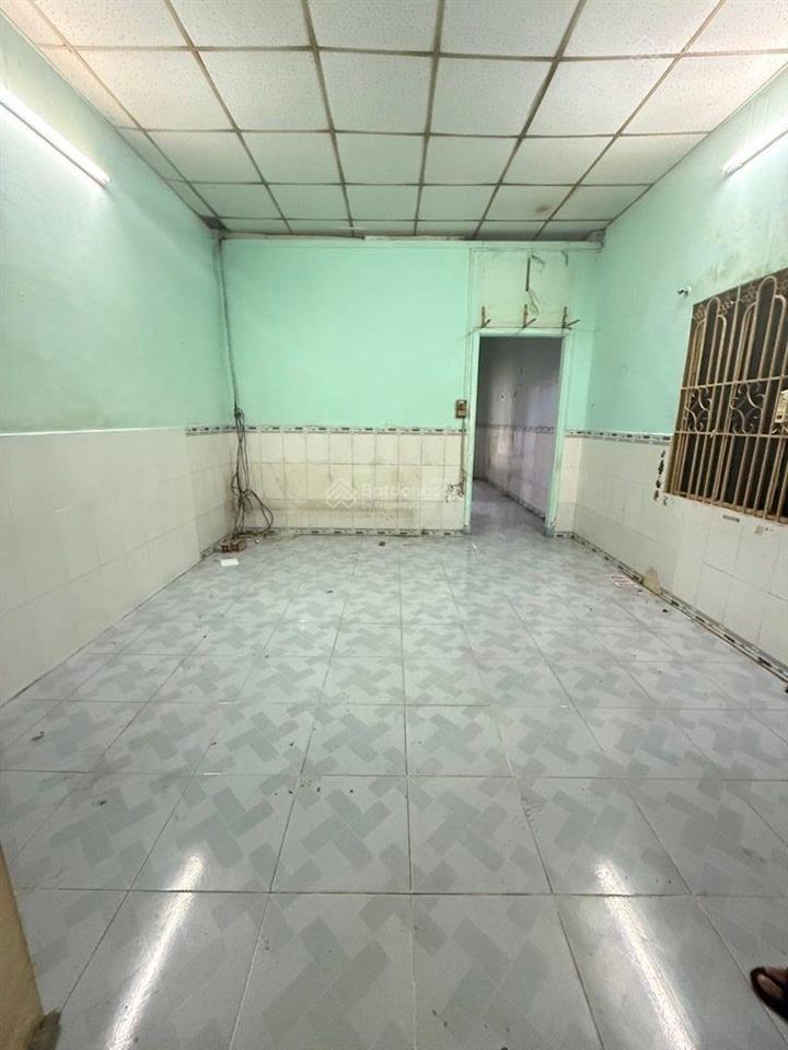 Nhà mặt tiền đường xe hơi tránh 4mx23m  shr thông nguyễn văn quá  kênh tham lương  chỉ 5.7 tỷ