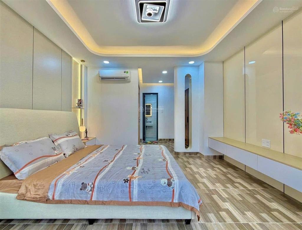 Tôi cần bán gấp nhà ở vòng xoay điện biên phủ  54.5m2  sổ hồng riêng chính chủ tên tôi
