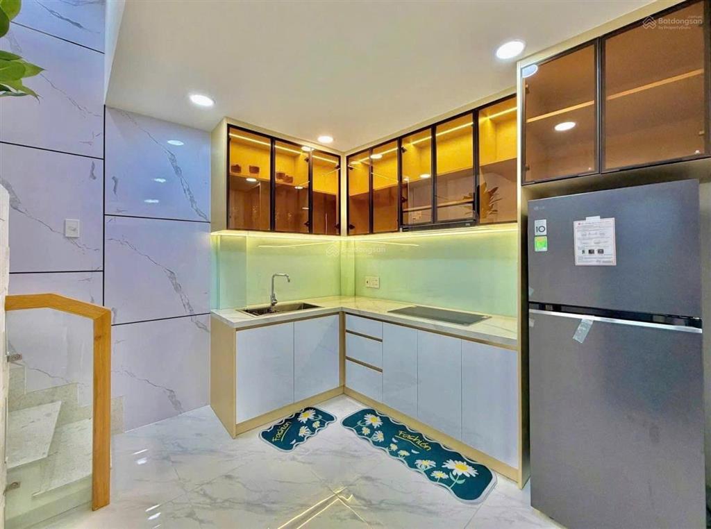 Tôi cần bán gấp nhà ở vòng xoay điện biên phủ  54.5m2  sổ hồng riêng chính chủ tên tôi