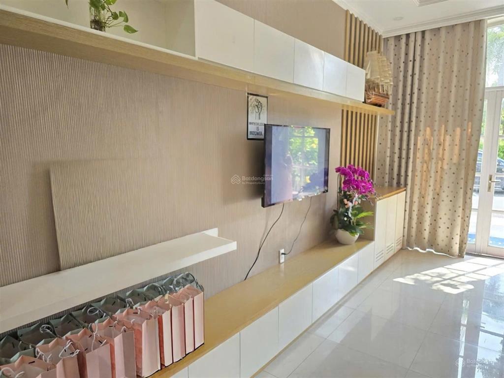 Bán nhà phố compound cao cấp khu lucky dragon, đỗ xuân hợp, 102m2 15 tỷ