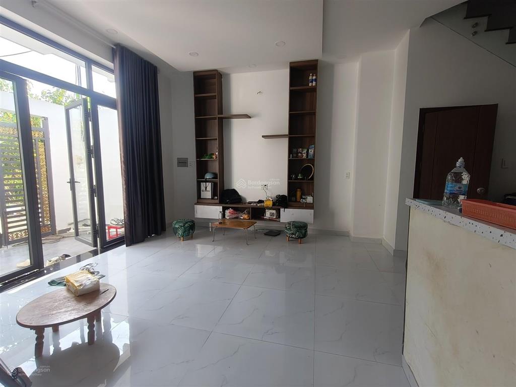 Bán gấp nhà mặt phố 4,6 tỷ, 55m2 tại đường số 6, p long trường, q.thủ đức, hcm