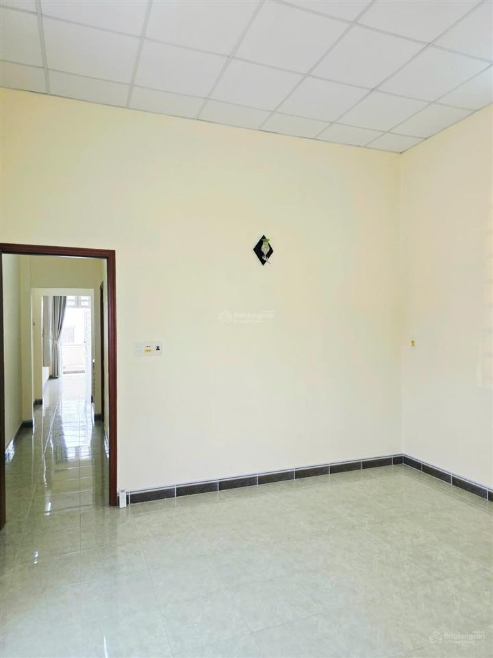 Bán nhà đường số 1, phường long trường, tp thủ đức, 5,6 tỷ, 99m2,2 tầng nhà mới hàng cực rẻ.