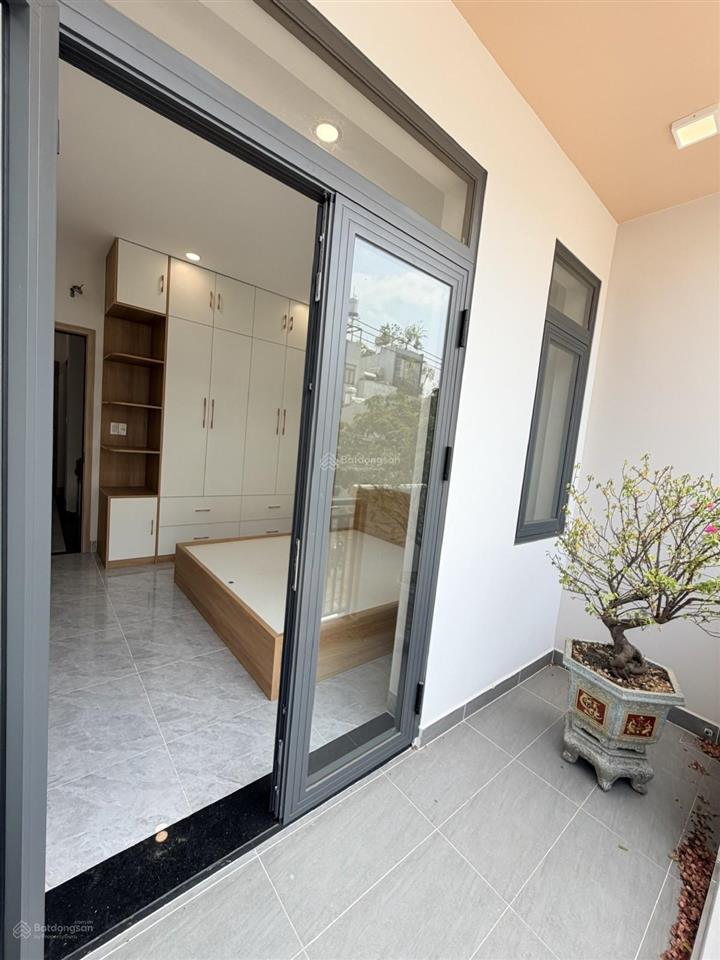 Nhà 4 tầng 52m2 đường số 1 long trường 5.68ty nhà mới 4pn 3wc