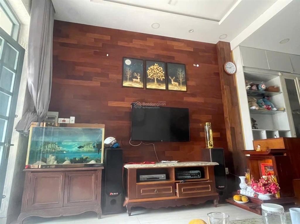 Nhà 4 tầng võ văn hát 59m2 5.5 tỷ 4pn 3wc + phòng thờ nhà mới vào ở ngay