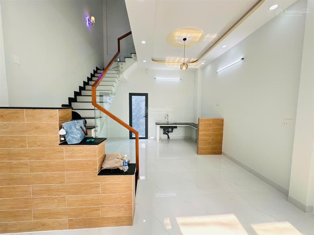 Nhà tam đa long trường 4 tầng 50.4m2 5ty6 4pn 3wc nhà mới vào ở ngay