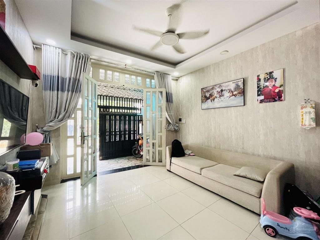 Nhà võ văn hát 2 tầng 52m2 4ty8 2pn 2wc nhà mới hẻm xe tải