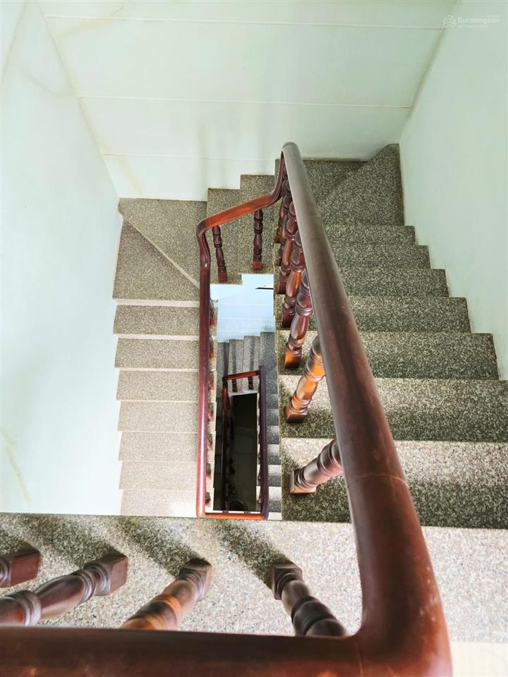 Nhà mặt tiền đường 3 83m2 3 tầng 5ty2 4pn 3wc ngang 4.5m tiện kinh doanh