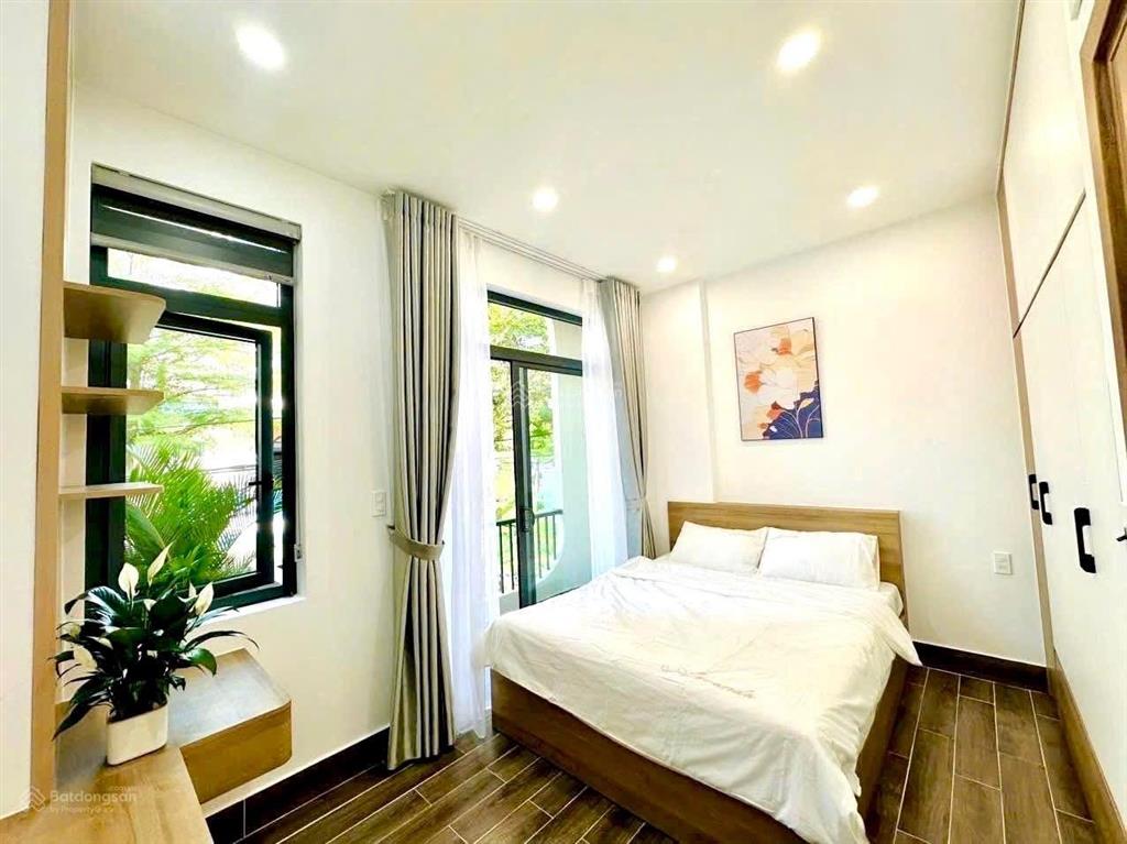 Nhà 4 tầng 50m2 mới 4pn đường số 8 trường thạnh giao full nội thất