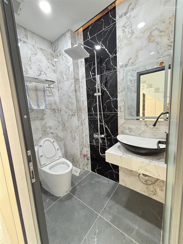 Nhà 4 tầng 52m2 mới cực đẹp 4pn 6tỷ đường số 1 long trường